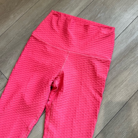 Born Primitive Leggings | Pink Paragon / Yoga Pants | Size Small - Picture 6 of 9